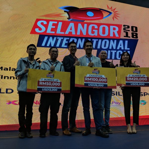 Selangor International Pitch - ible Airvida - Wearable Air Purifier